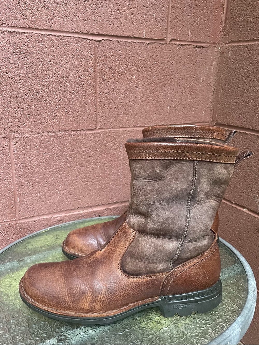 UGG® Hartsville Leather Boots 11 Men’s